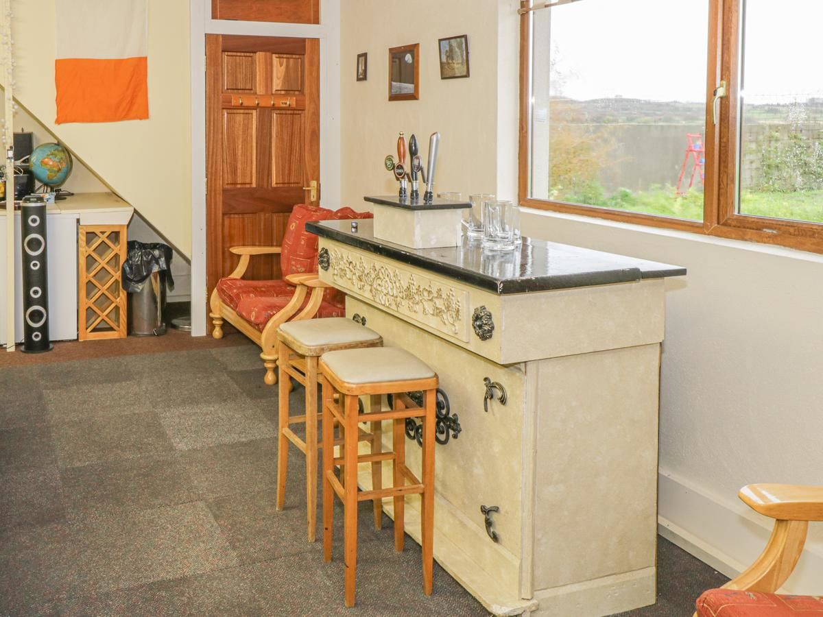 Дома для отпуска A Country View Cottage, Turloughmore Mira-14