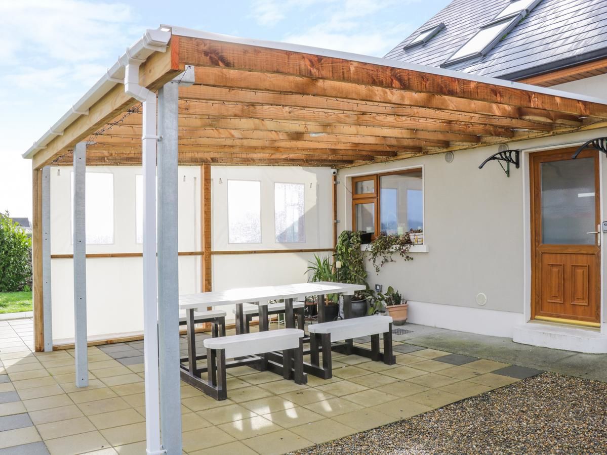 Дома для отпуска A Country View Cottage, Turloughmore Mira-5