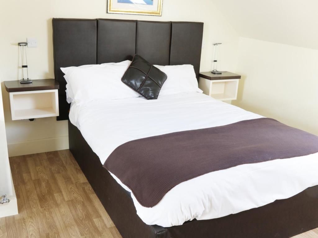 Дома для отпуска A Country View Cottage, Turloughmore Mira-38