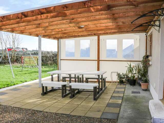 Дома для отпуска A Country View Cottage, Turloughmore Mira-25